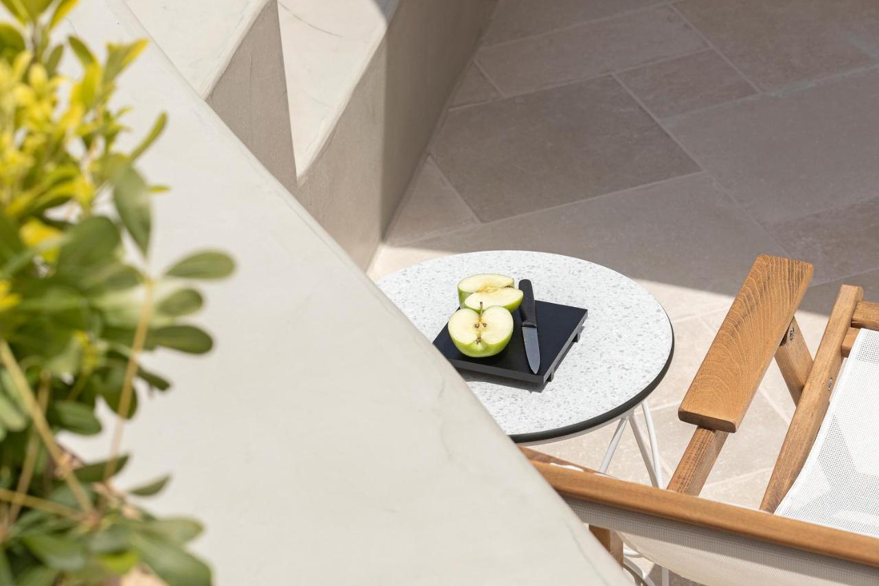 Utopia Villas Santorini คาร์เทราดอส ภายนอก รูปภาพ