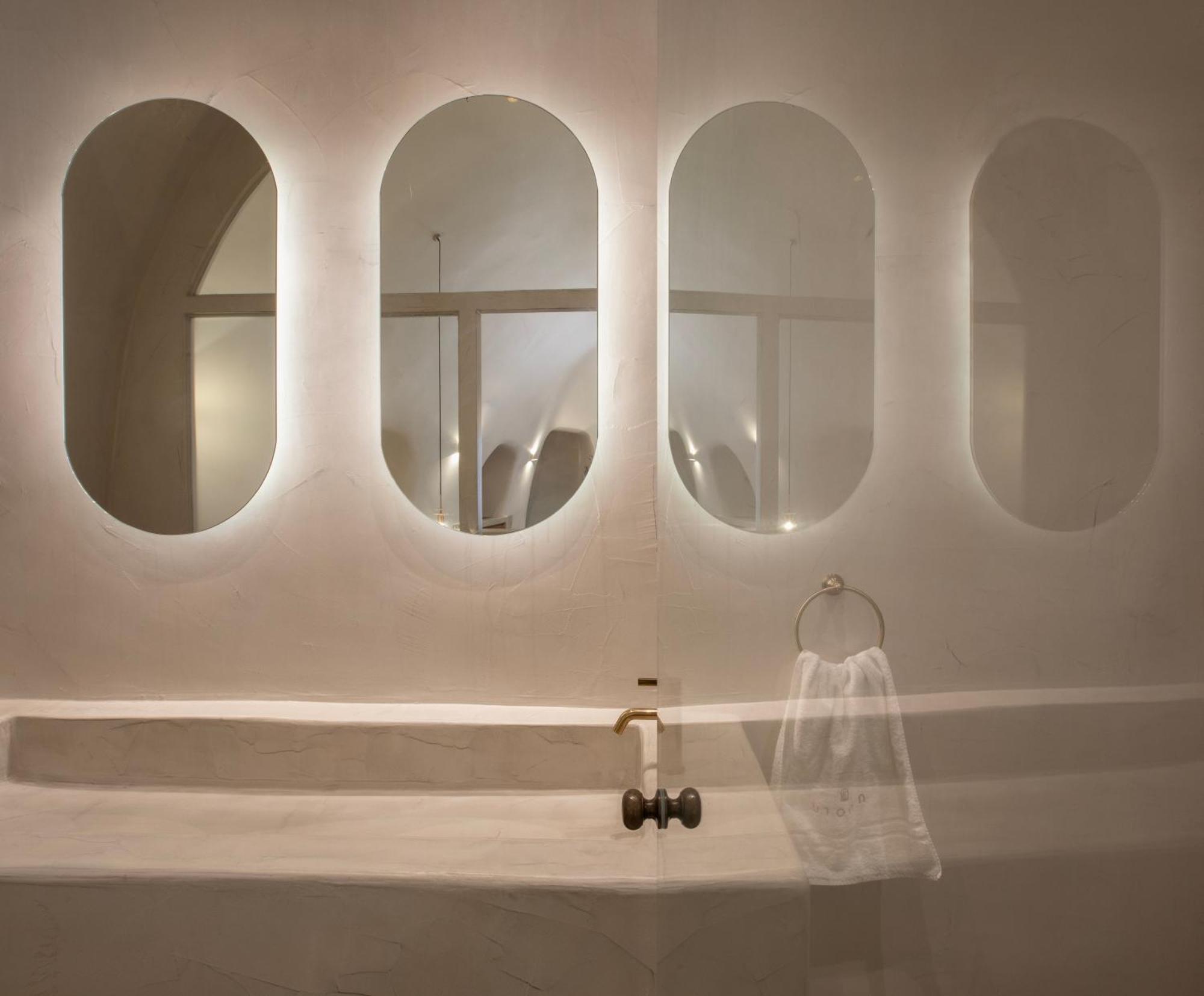 Utopia Villas Santorini คาร์เทราดอส ภายนอก รูปภาพ