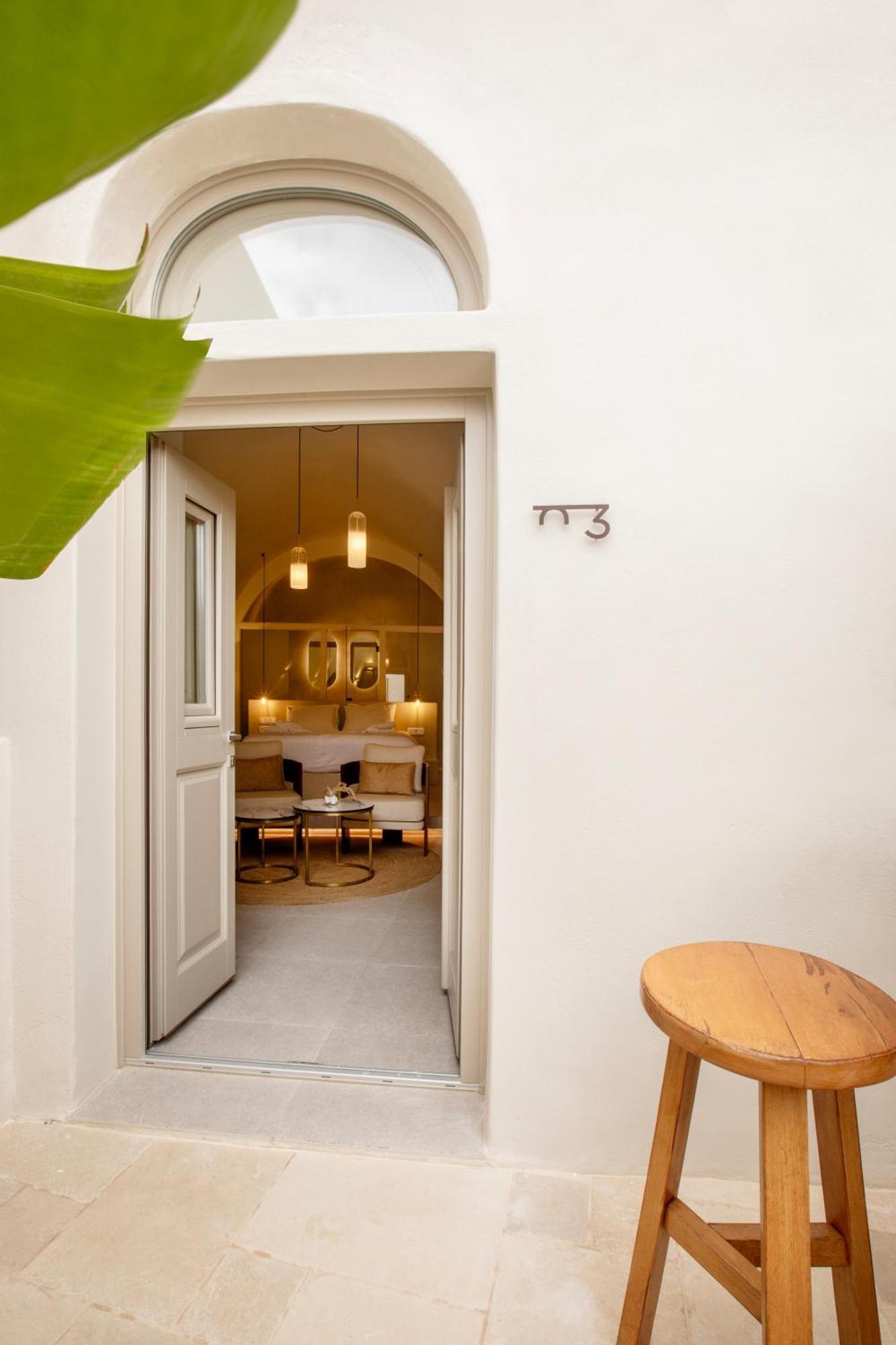 Utopia Villas Santorini คาร์เทราดอส ภายนอก รูปภาพ
